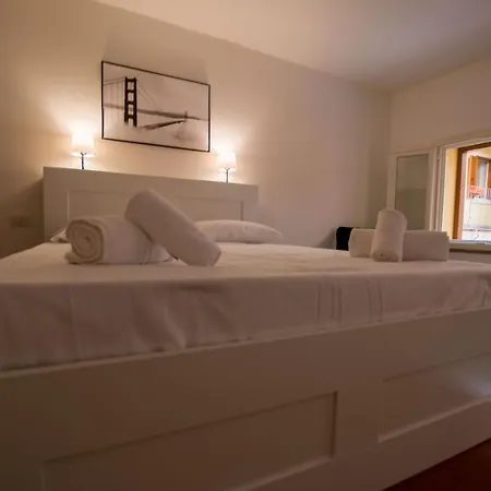 La Casa Di Lu Триест